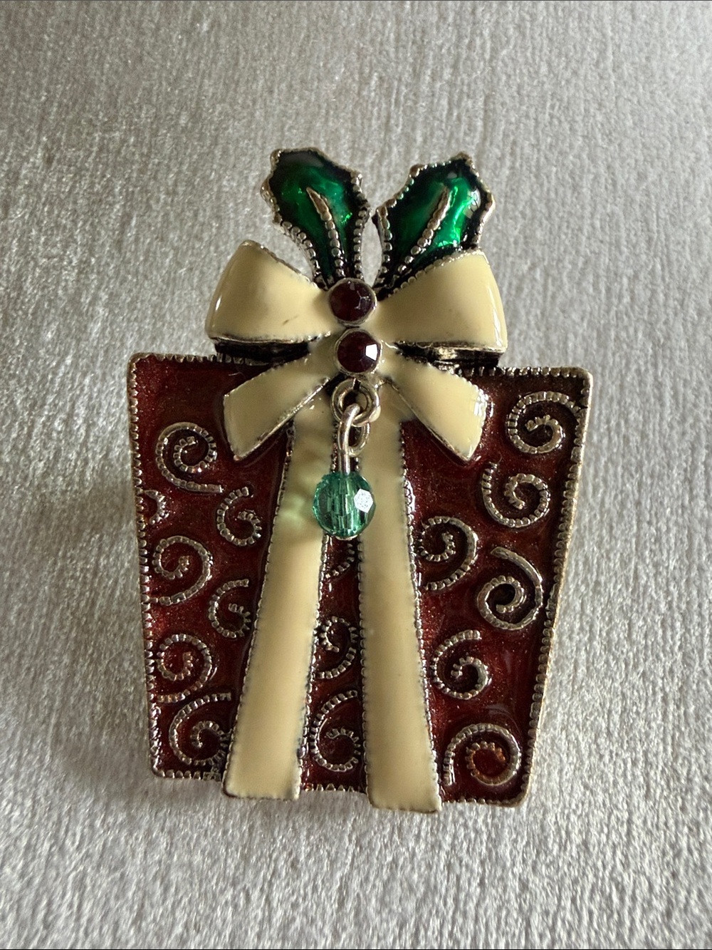 Festive Gift Box Pin Brooch in Red, Cream & Green